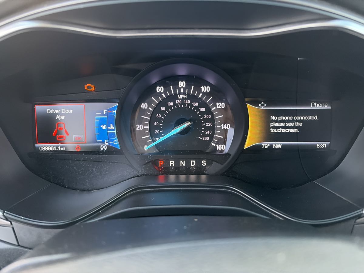 Ford Fusion photo 34