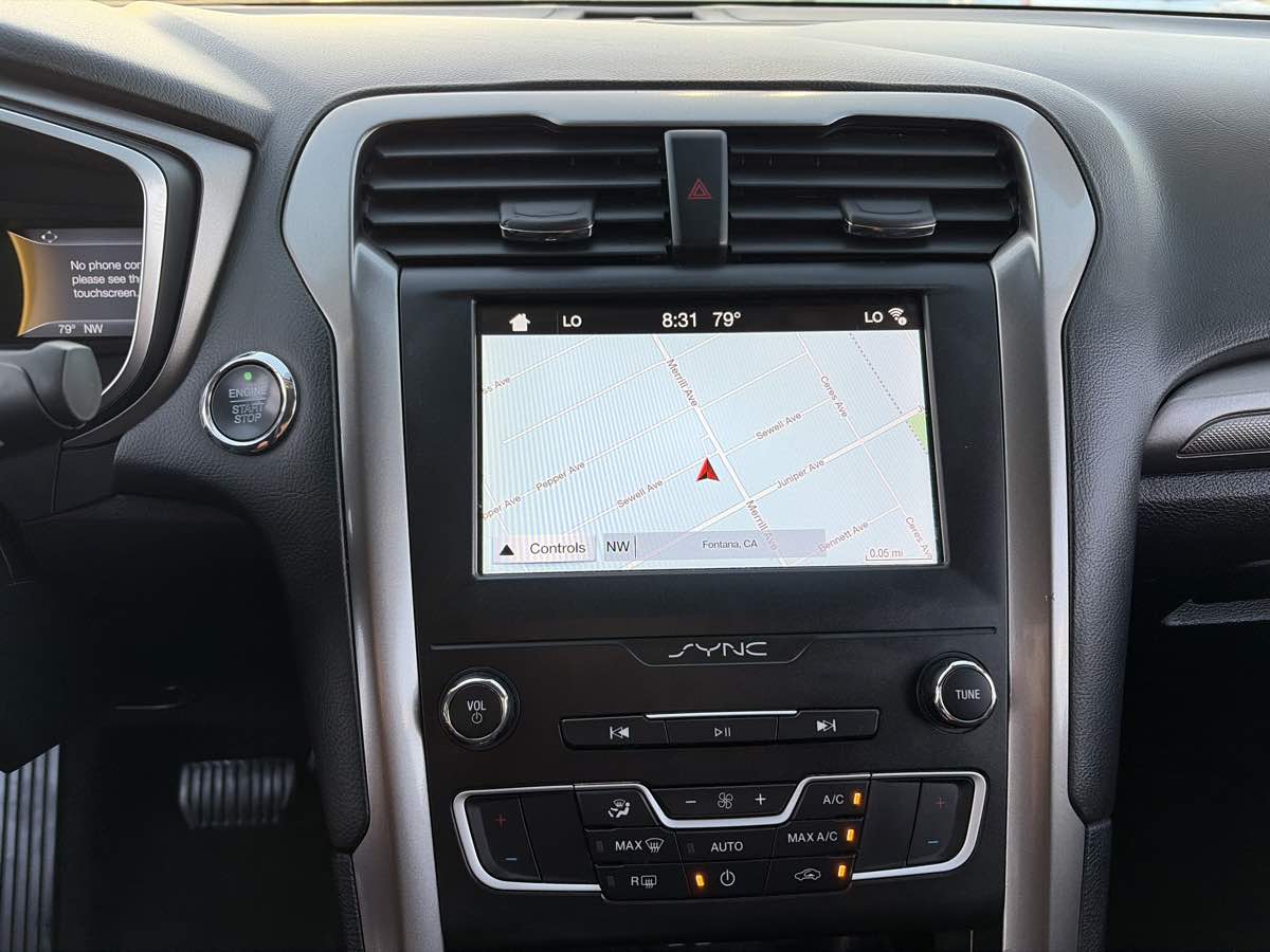 Ford Fusion photo 36