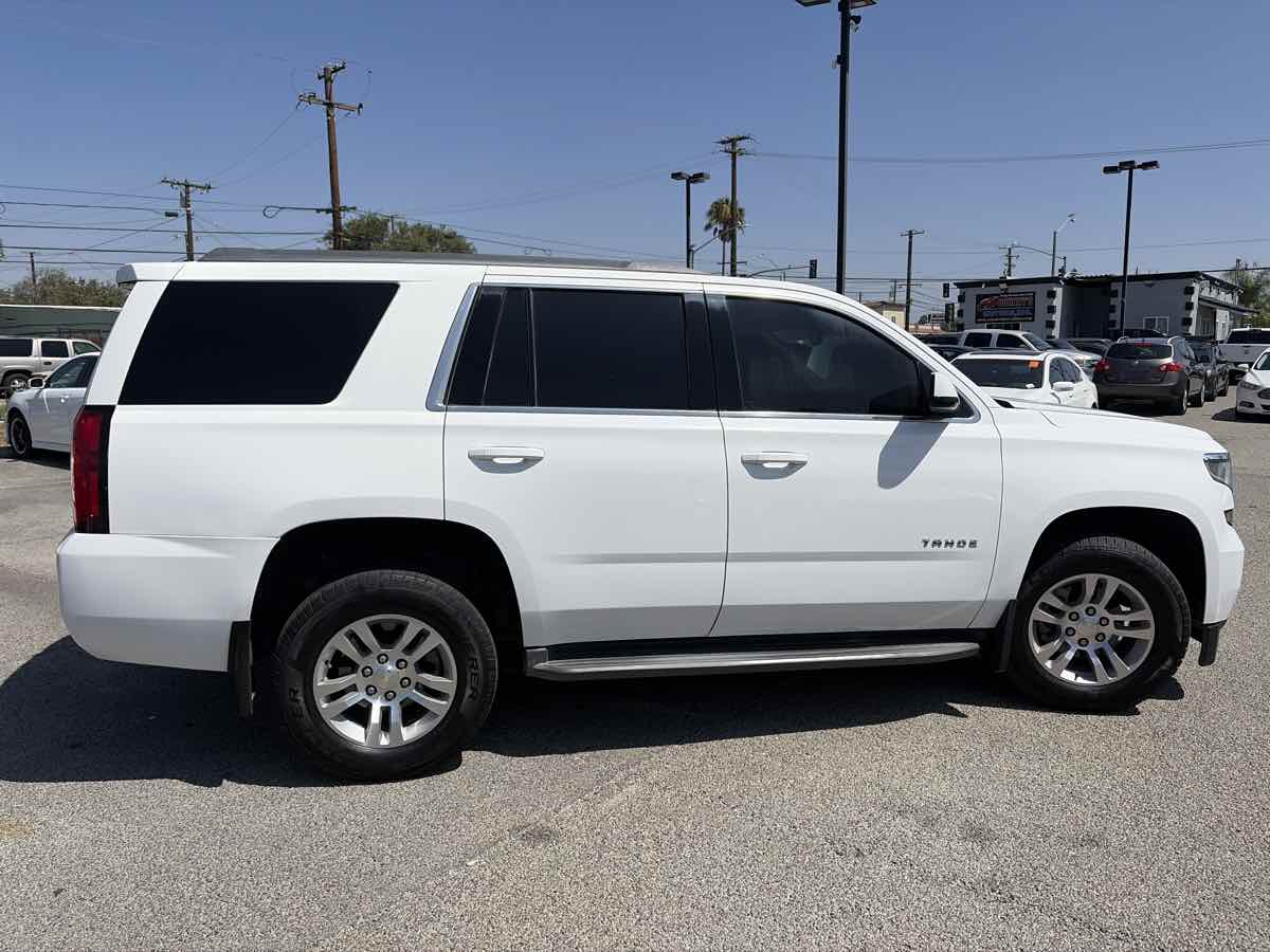 Chevrolet Tahoe photo 4