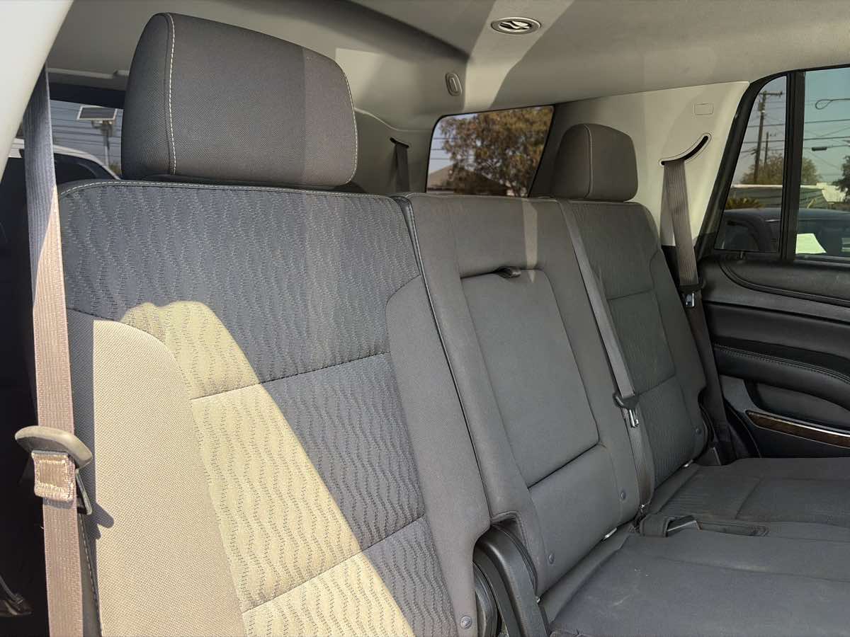 Chevrolet Tahoe photo 21