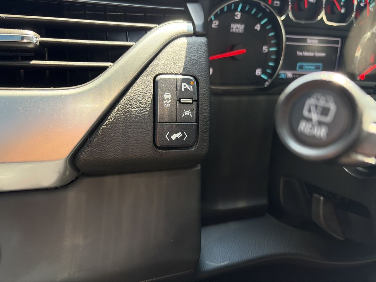 Chevrolet Tahoe photo 39