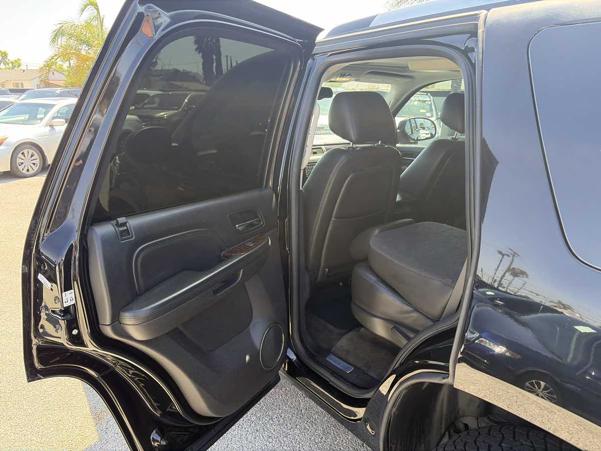 GMC Yukon photo 11