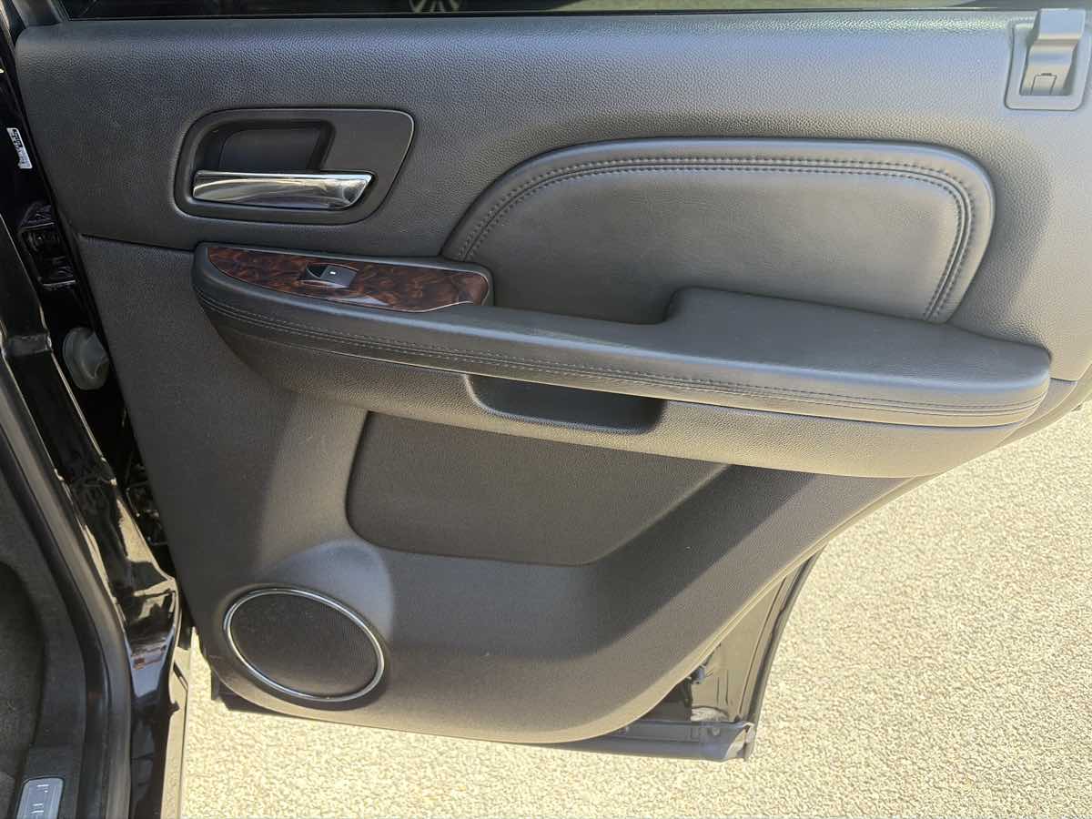 GMC Yukon photo 25