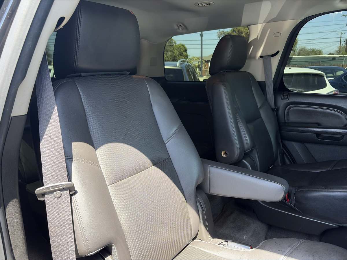 GMC Yukon photo 27