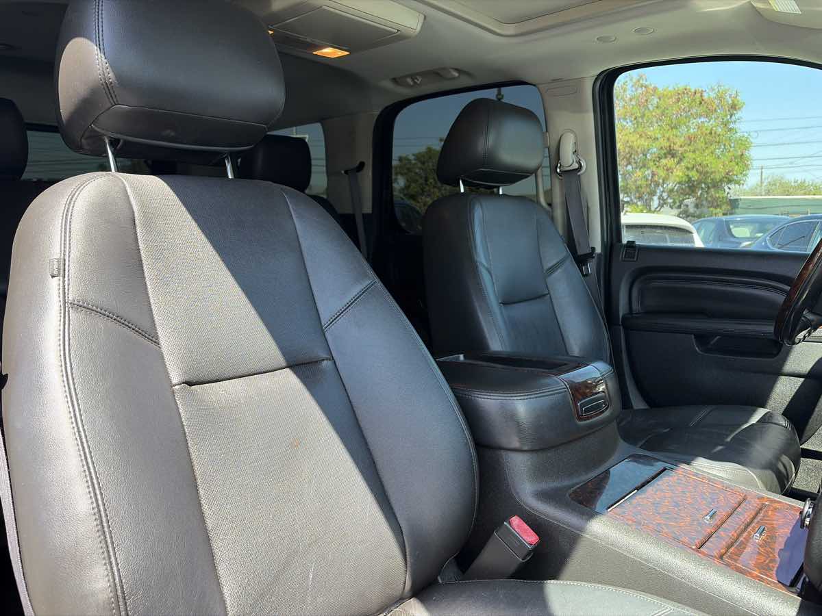 GMC Yukon photo 30