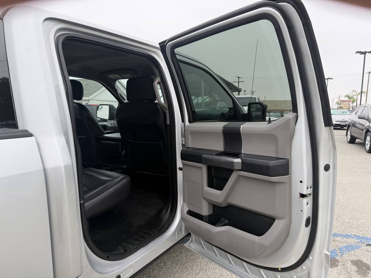 Ford F-150 photo 30