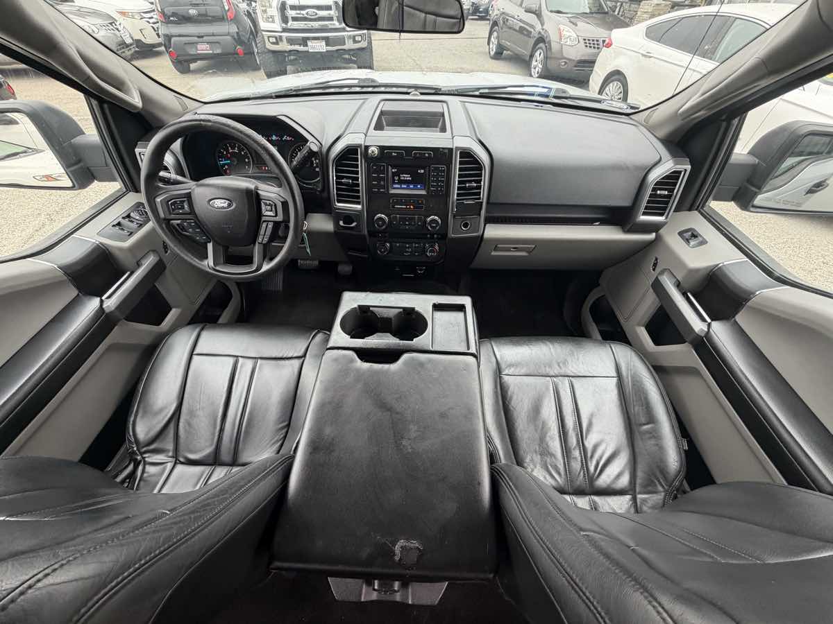 Ford F-150 photo 35