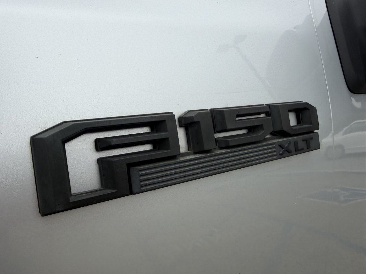 Ford F-150 photo 6