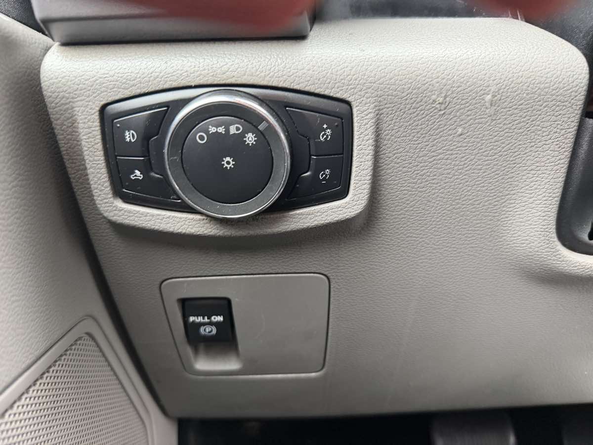 Ford F-150 photo 55
