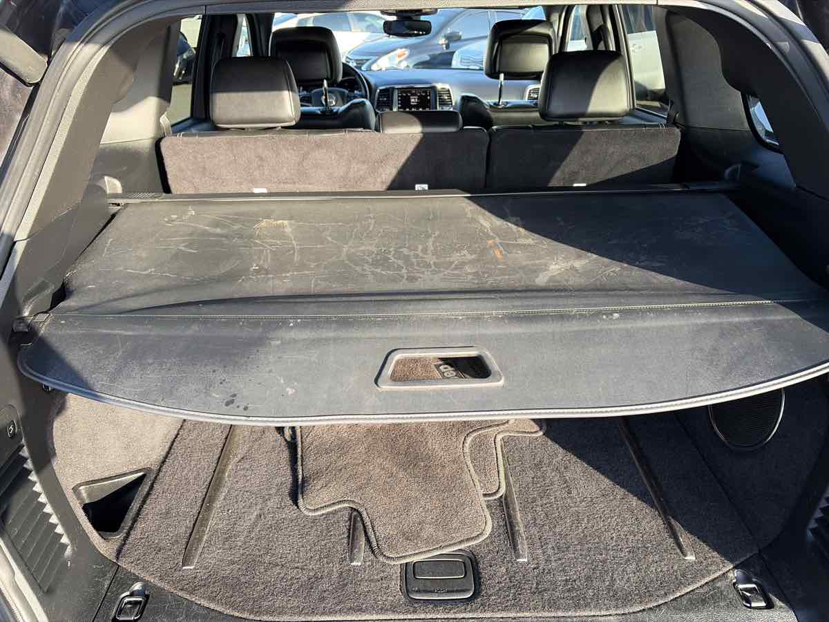 Jeep Grand Cherokee photo 21