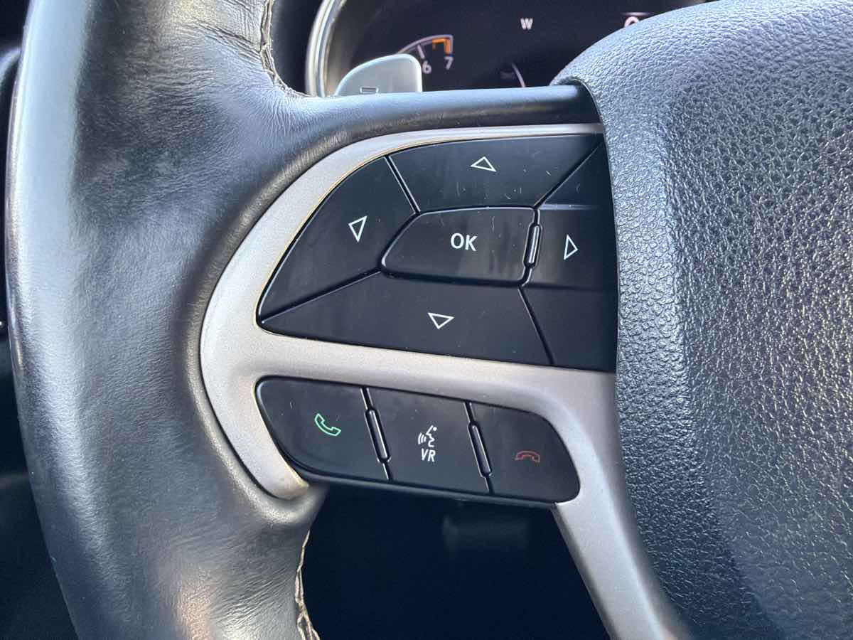 Jeep Grand Cherokee photo 39
