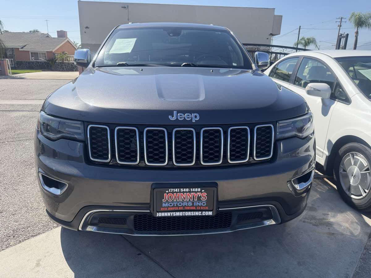 Jeep Grand Cherokee photo 3