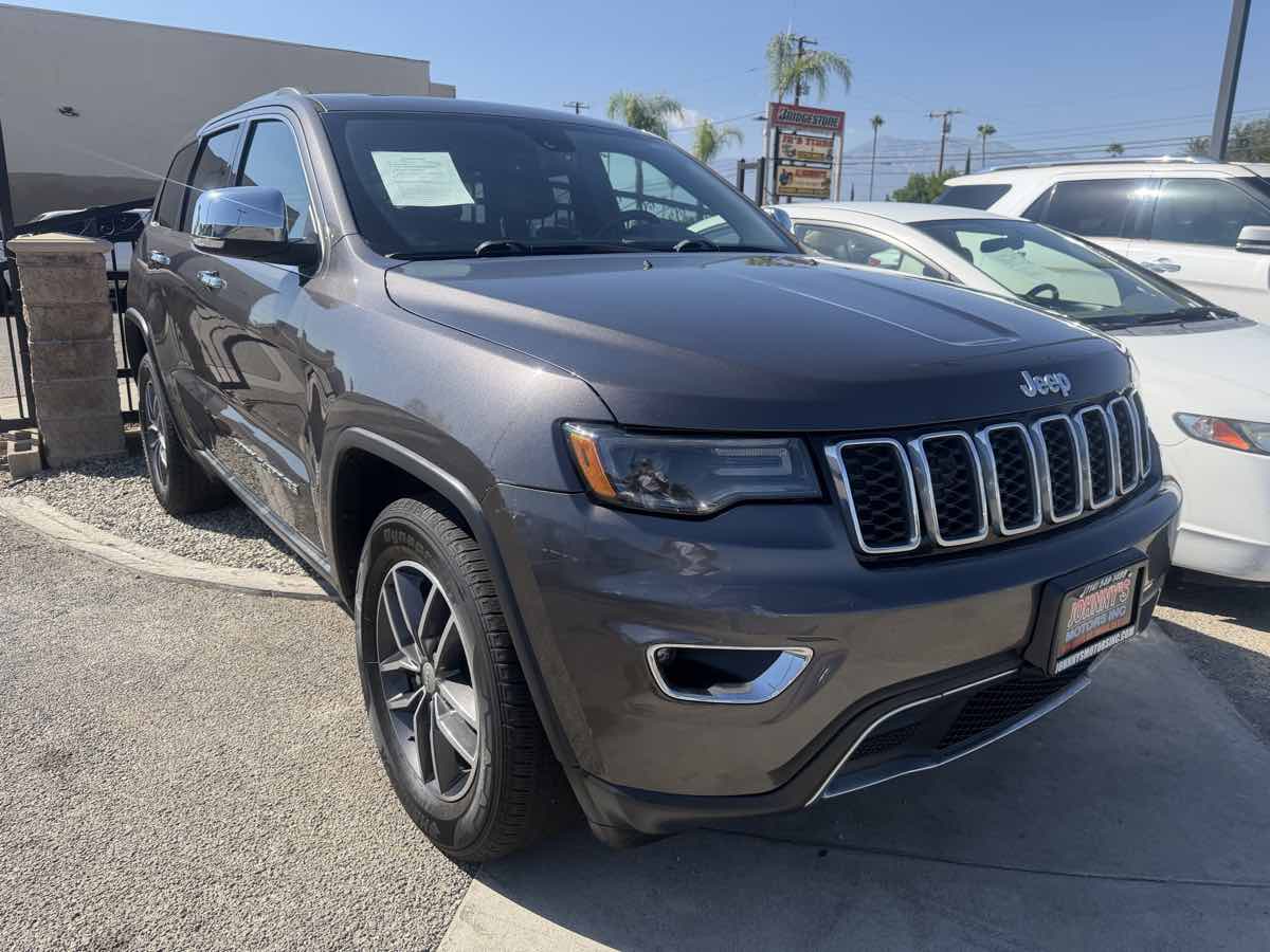 Jeep Grand Cherokee photo 5