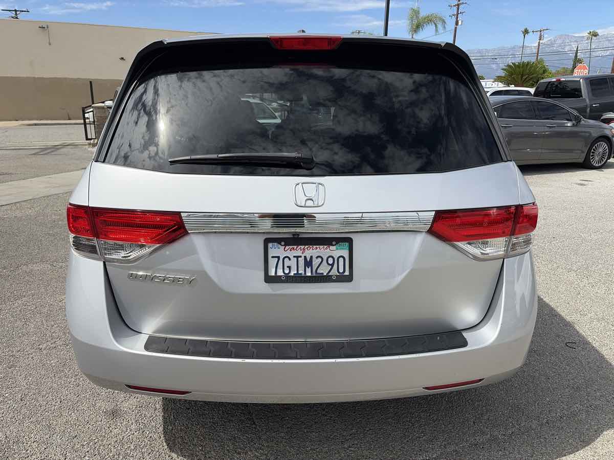 Honda Odyssey photo 3