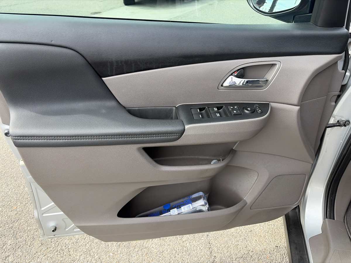 Honda Odyssey photo 7
