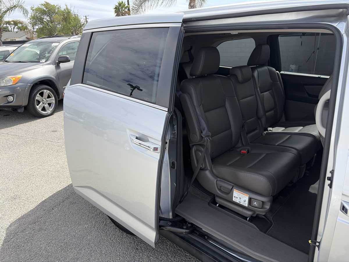 Honda Odyssey photo 21