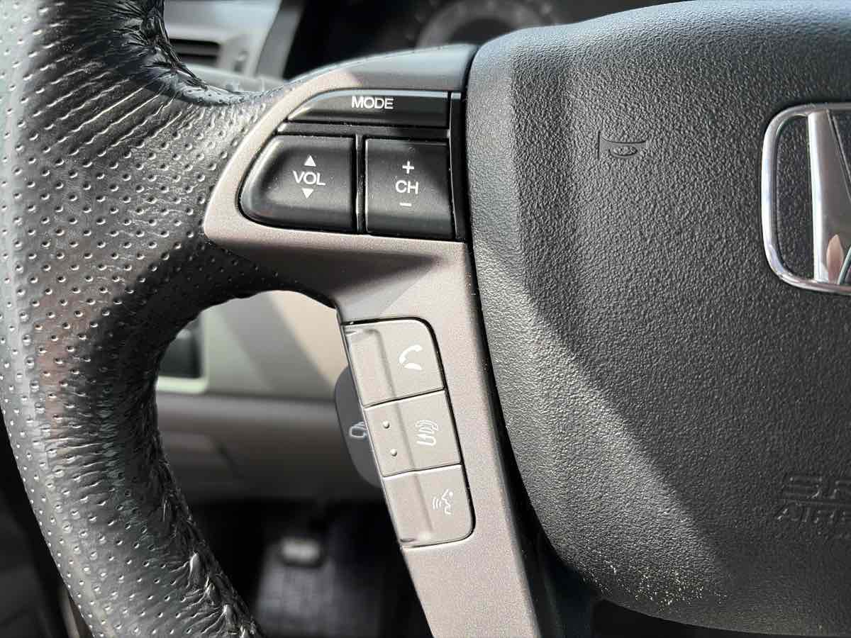 Honda Odyssey photo 35