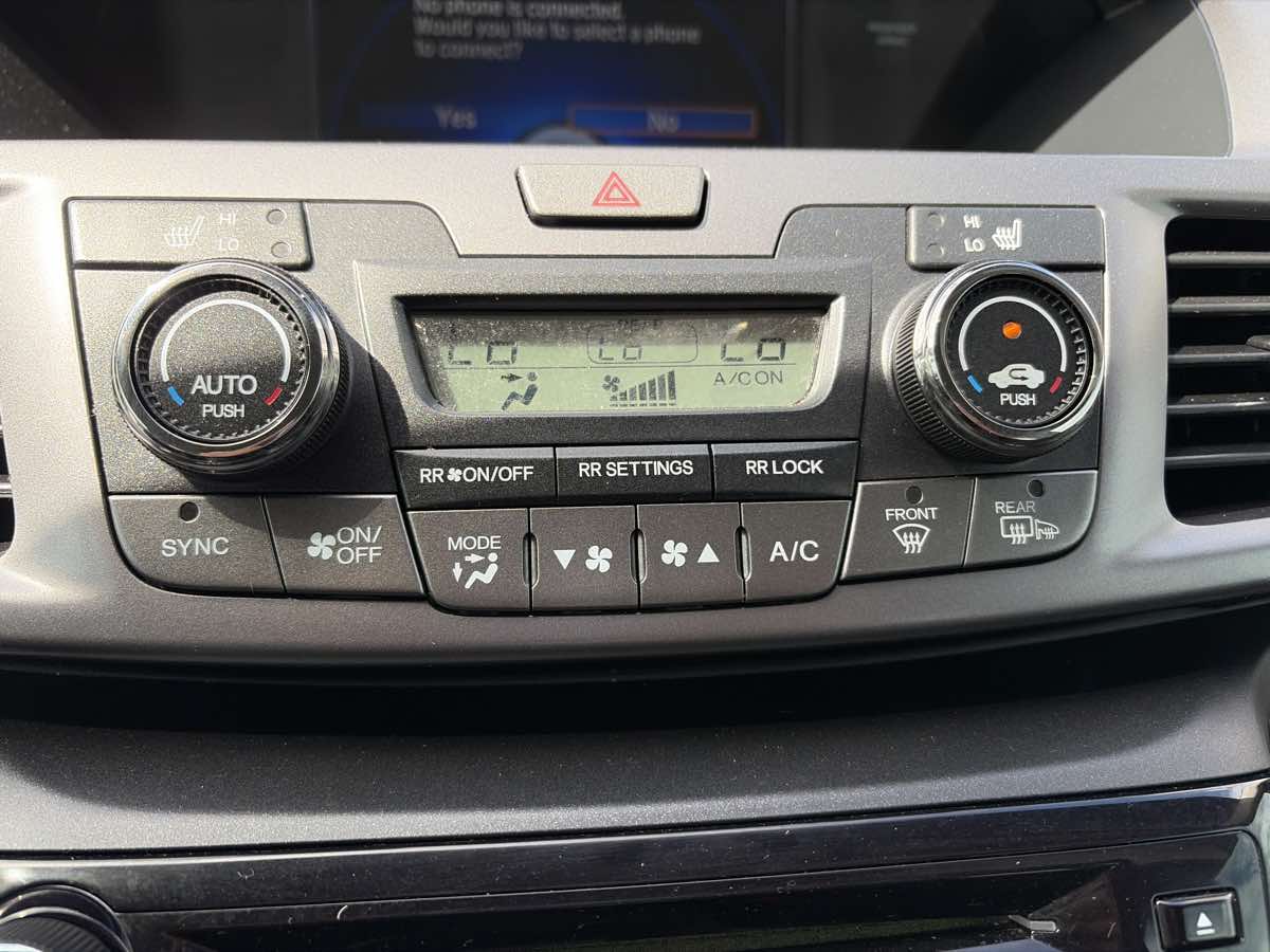 Honda Odyssey photo 40