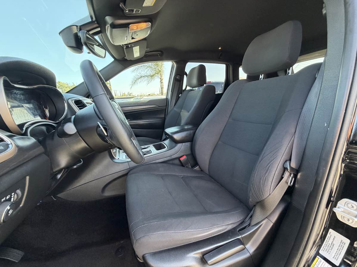 Jeep Grand Cherokee photo 10