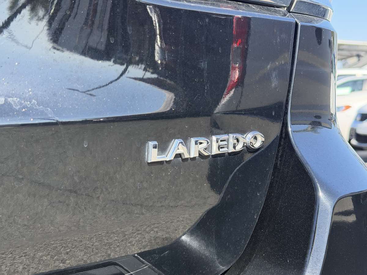 Jeep Grand Cherokee photo 23