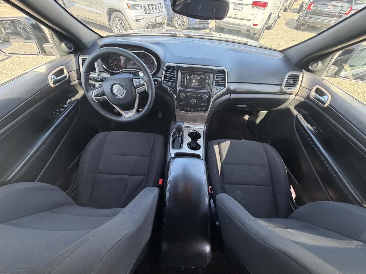 Jeep Grand Cherokee photo 34