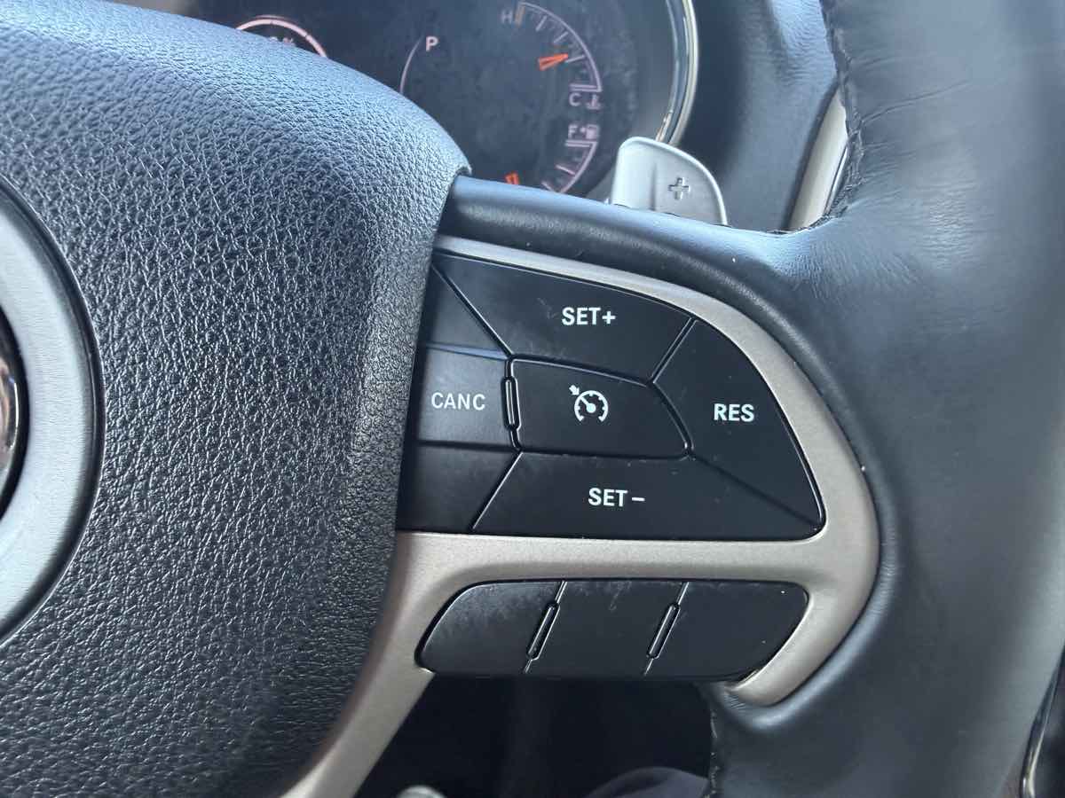 Jeep Grand Cherokee photo 55