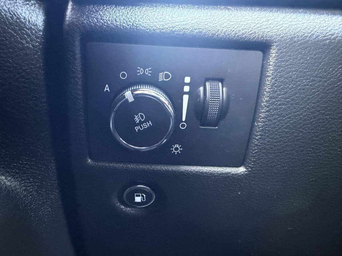 Jeep Grand Cherokee photo 58