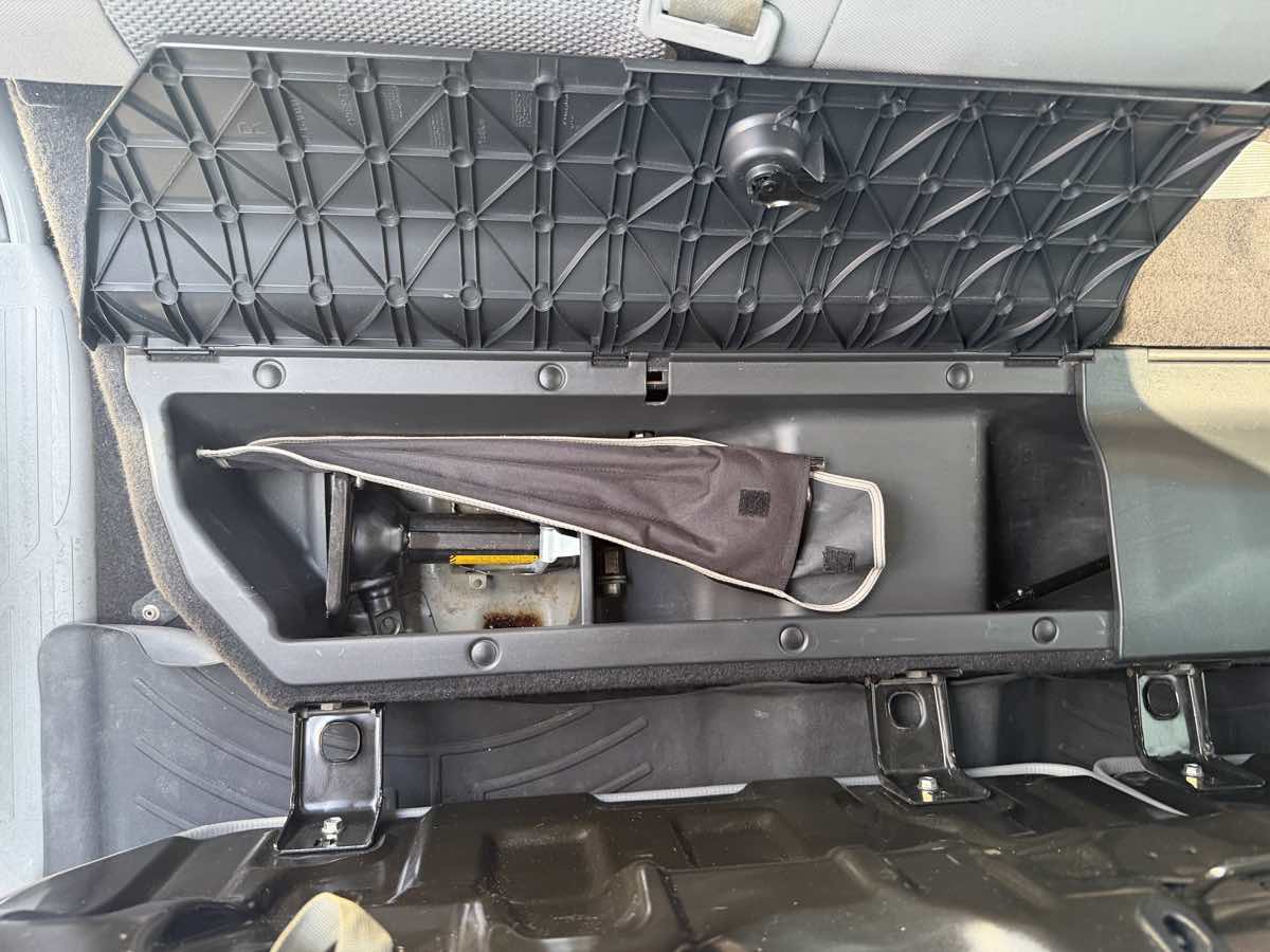Toyota Tacoma photo 35