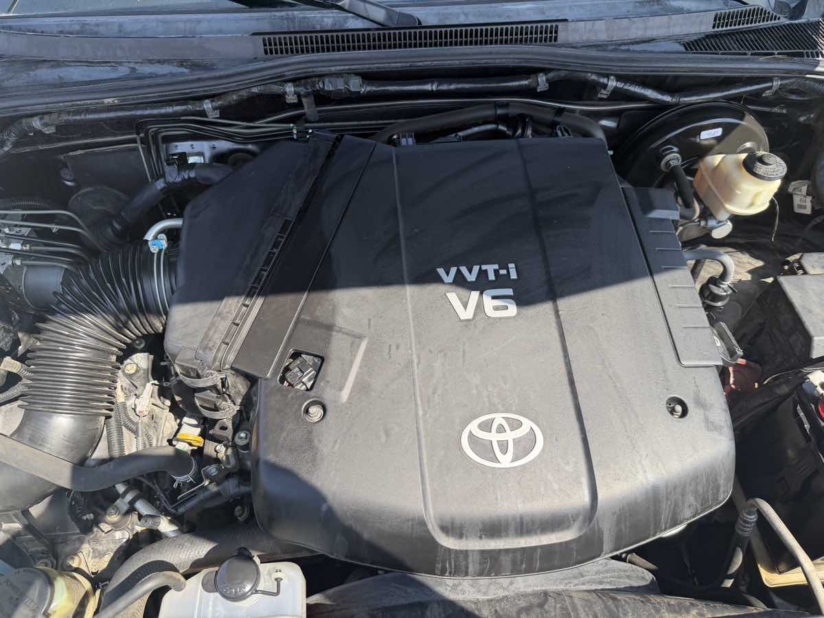 Toyota Tacoma photo 50