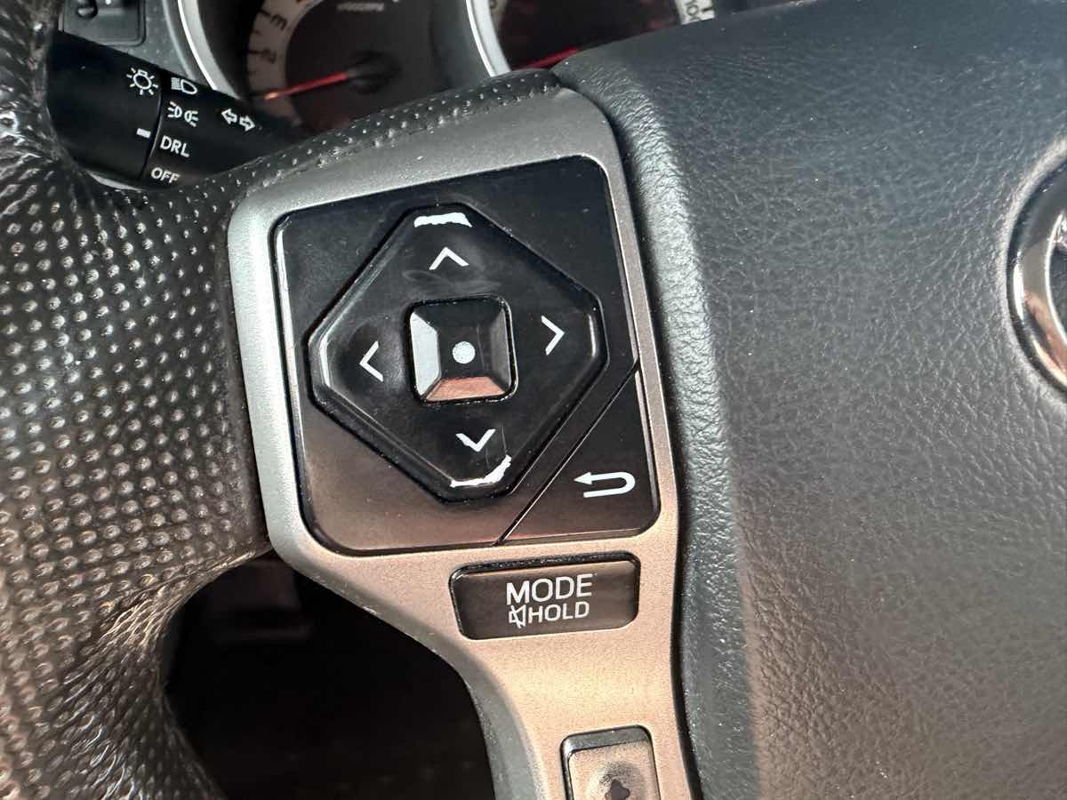 Toyota Tacoma photo 54