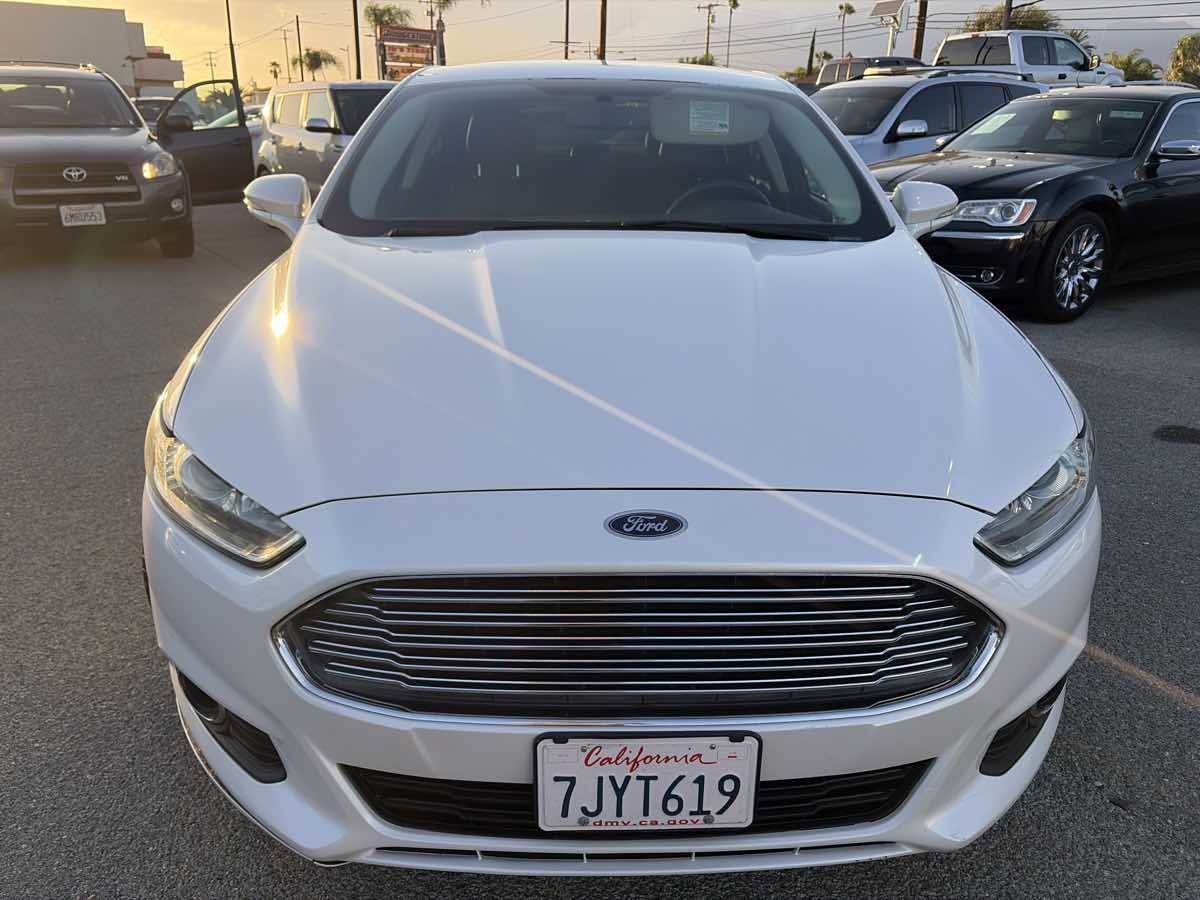 Ford Fusion photo 5