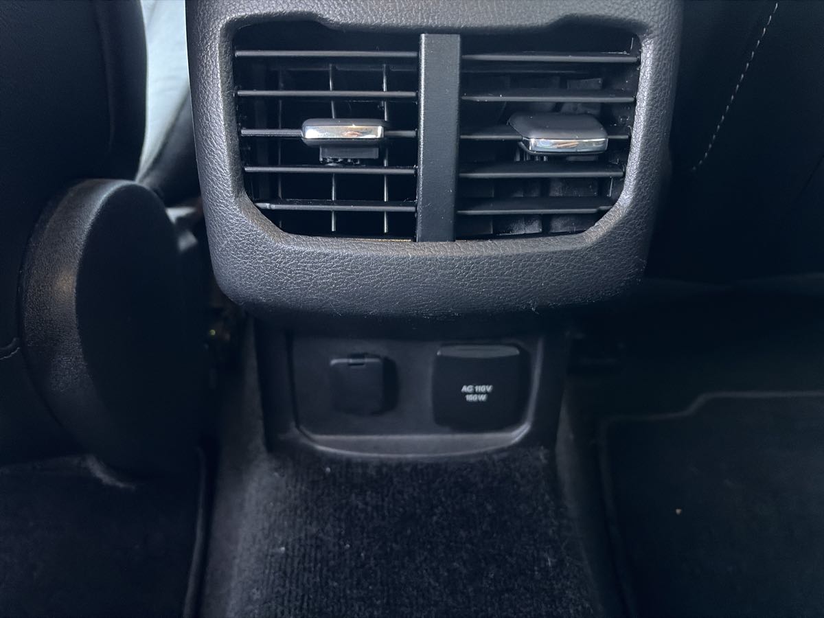 Ford Fusion photo 16