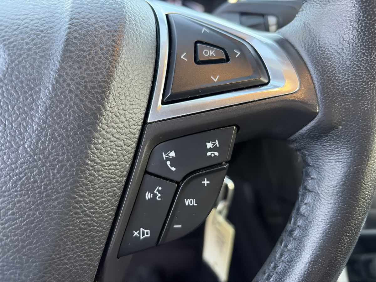 Ford Fusion photo 36