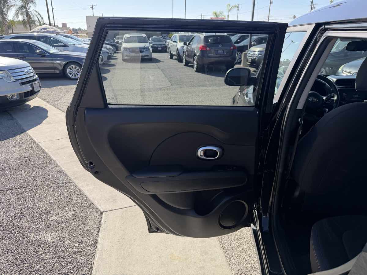 Kia Soul photo 14