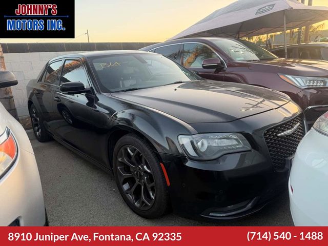 Gloss Black 2016 Chrysler 300 Sedan Rear-Wheel Drive Automatic