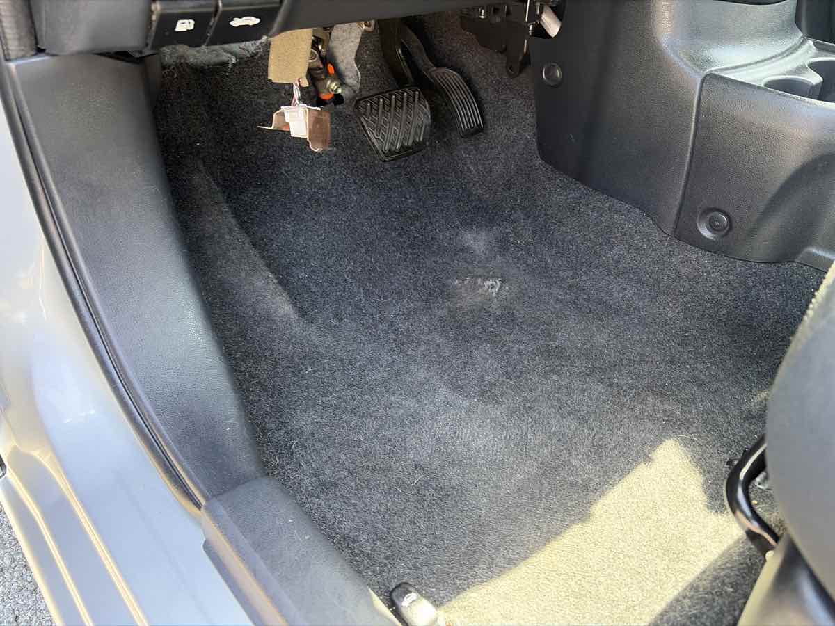Nissan Versa photo 10