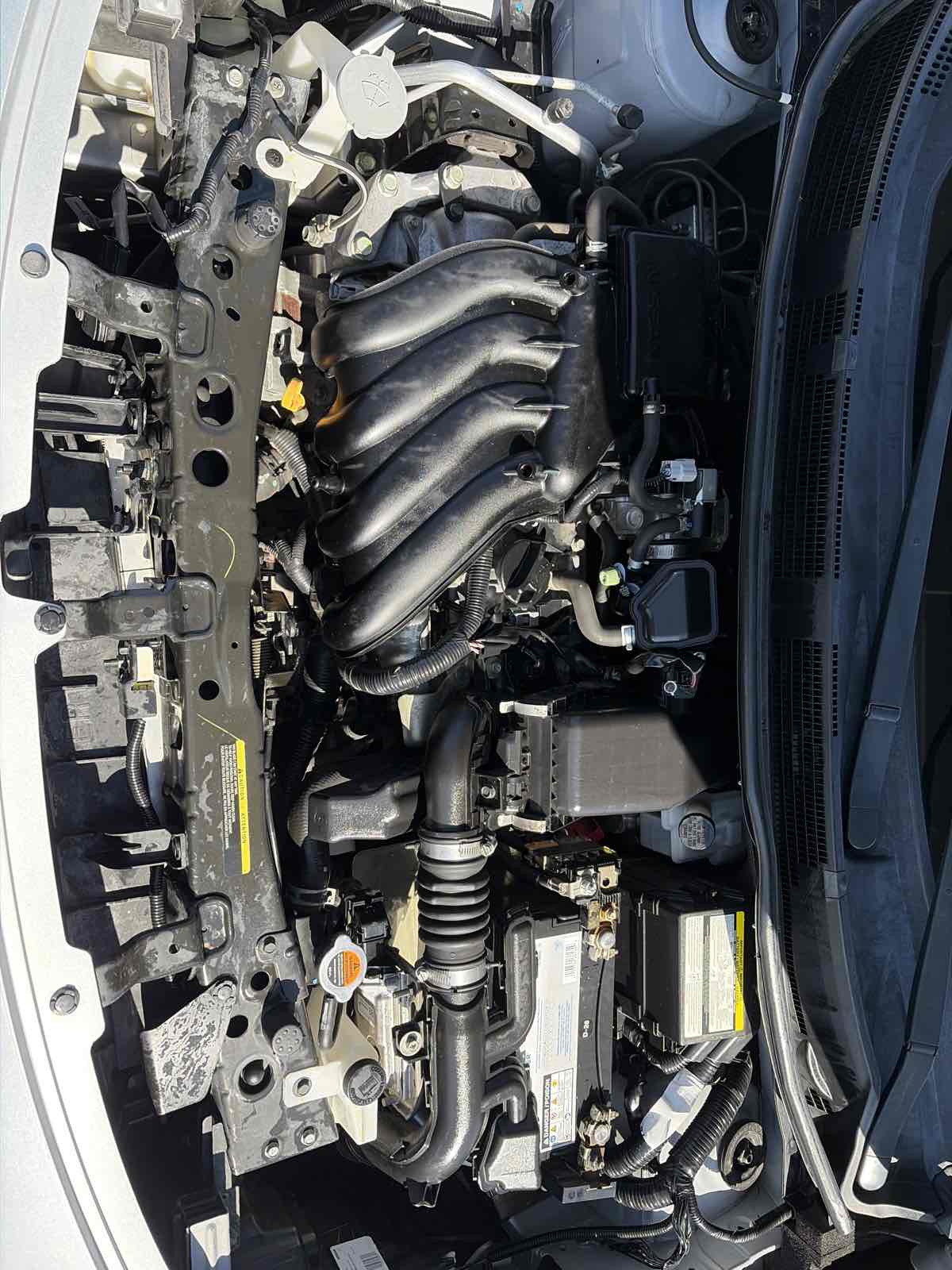 Nissan Versa photo 33