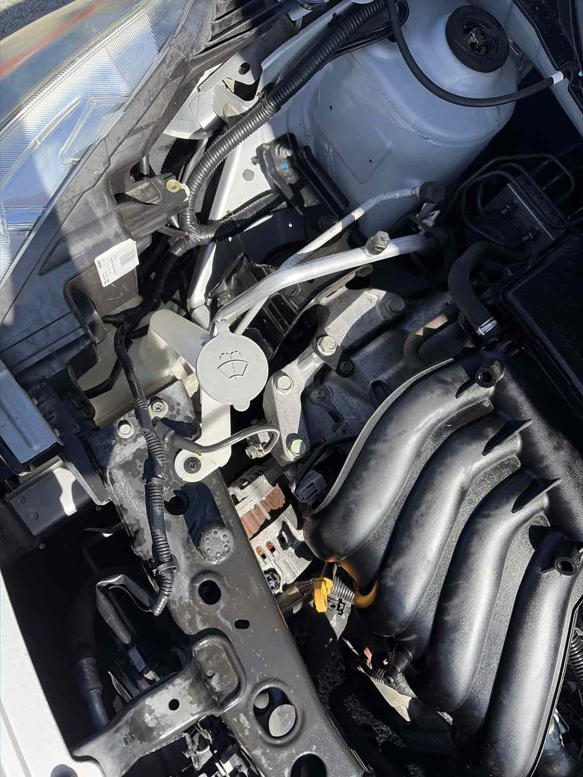 Nissan Versa photo 34