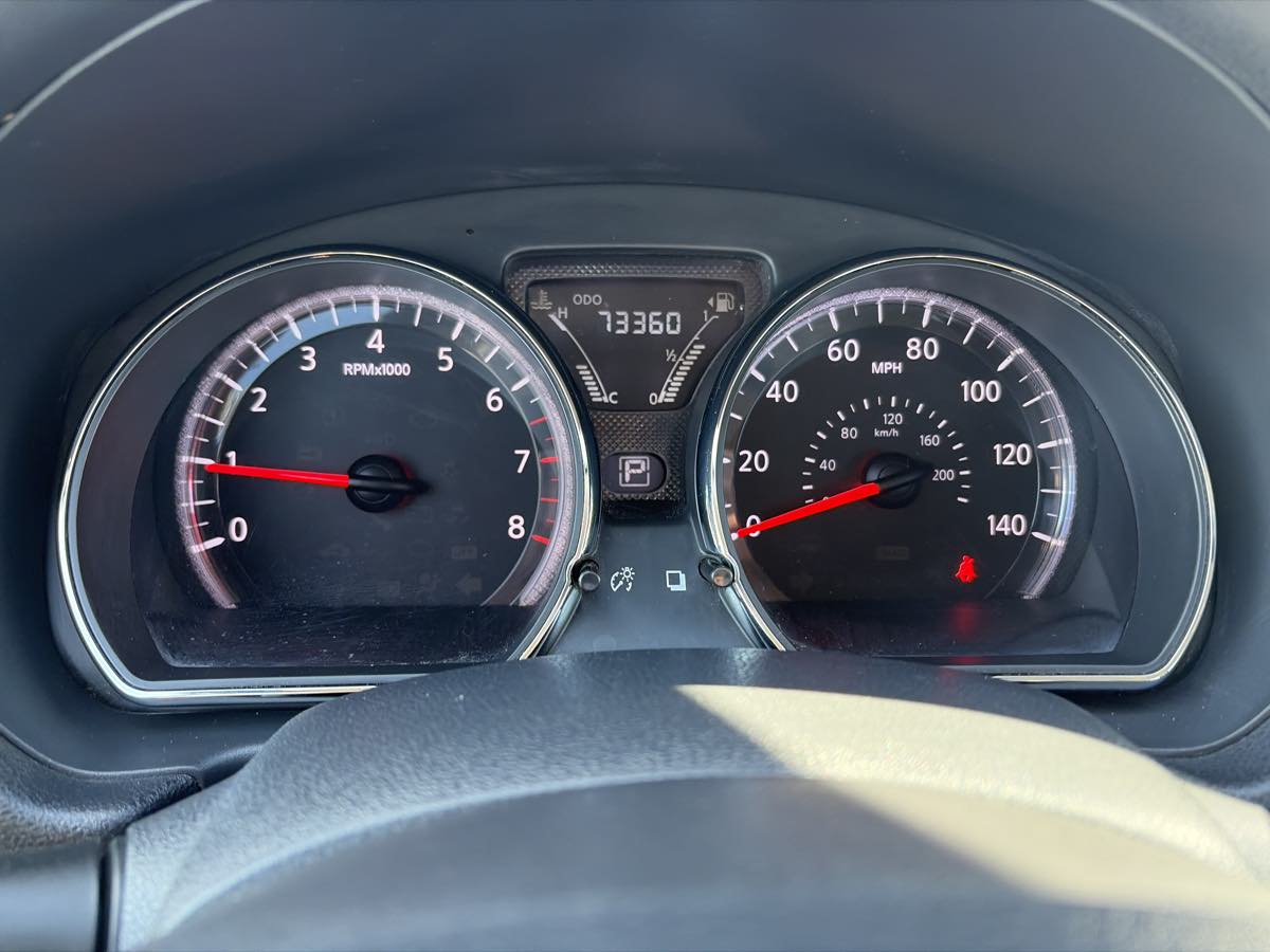 Nissan Versa photo 38