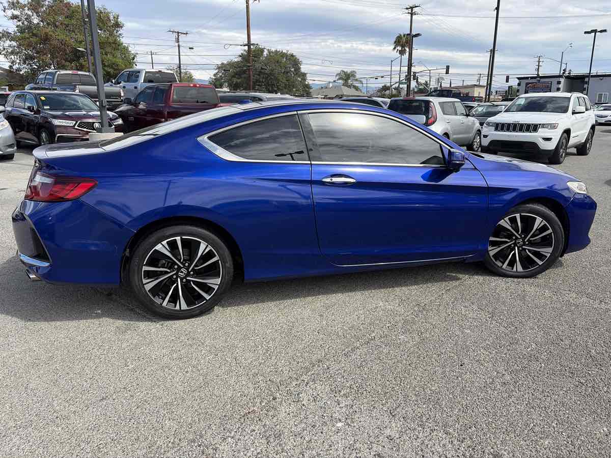 Honda Accord photo 4