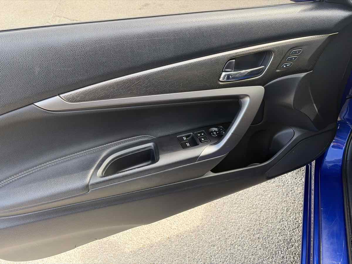Honda Accord photo 7