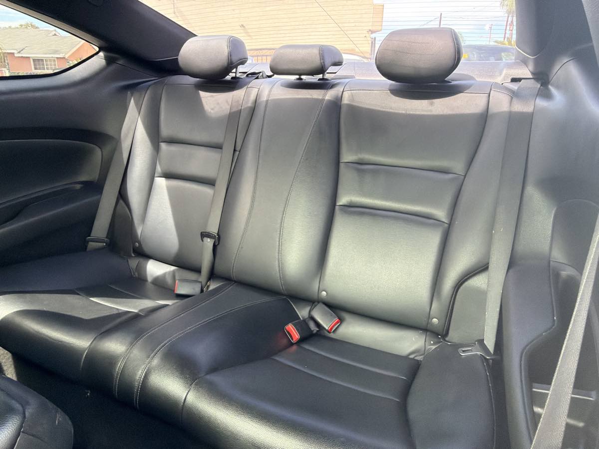 Honda Accord photo 9
