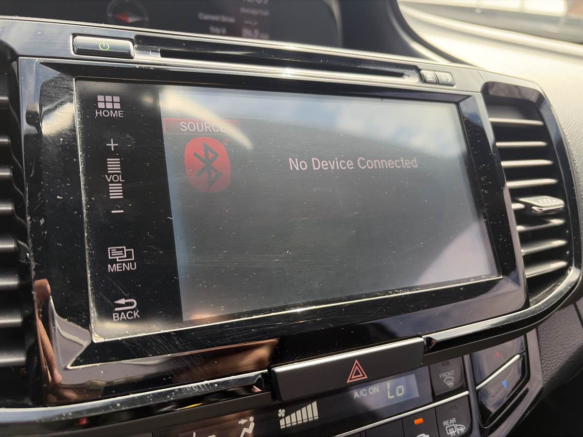 Honda Accord photo 25