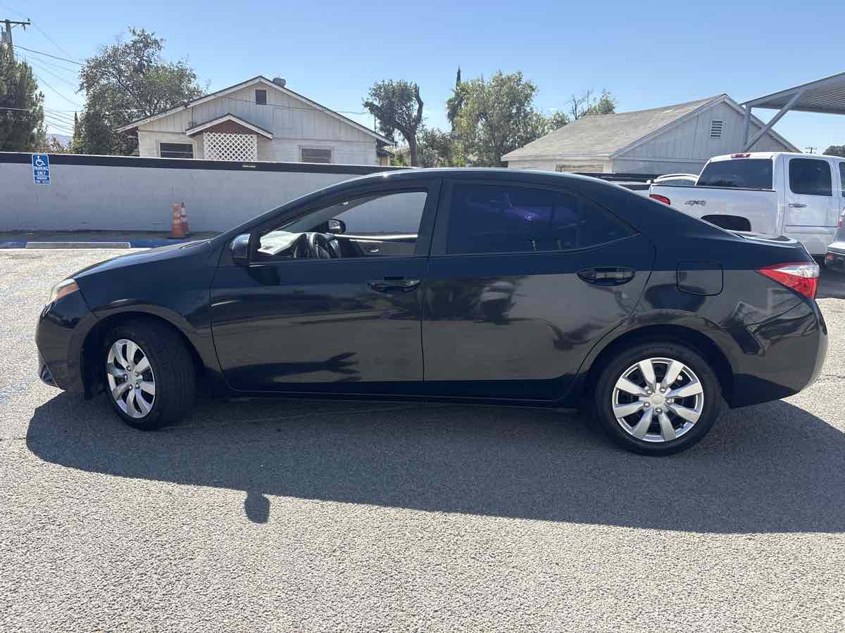Toyota Corolla photo 5