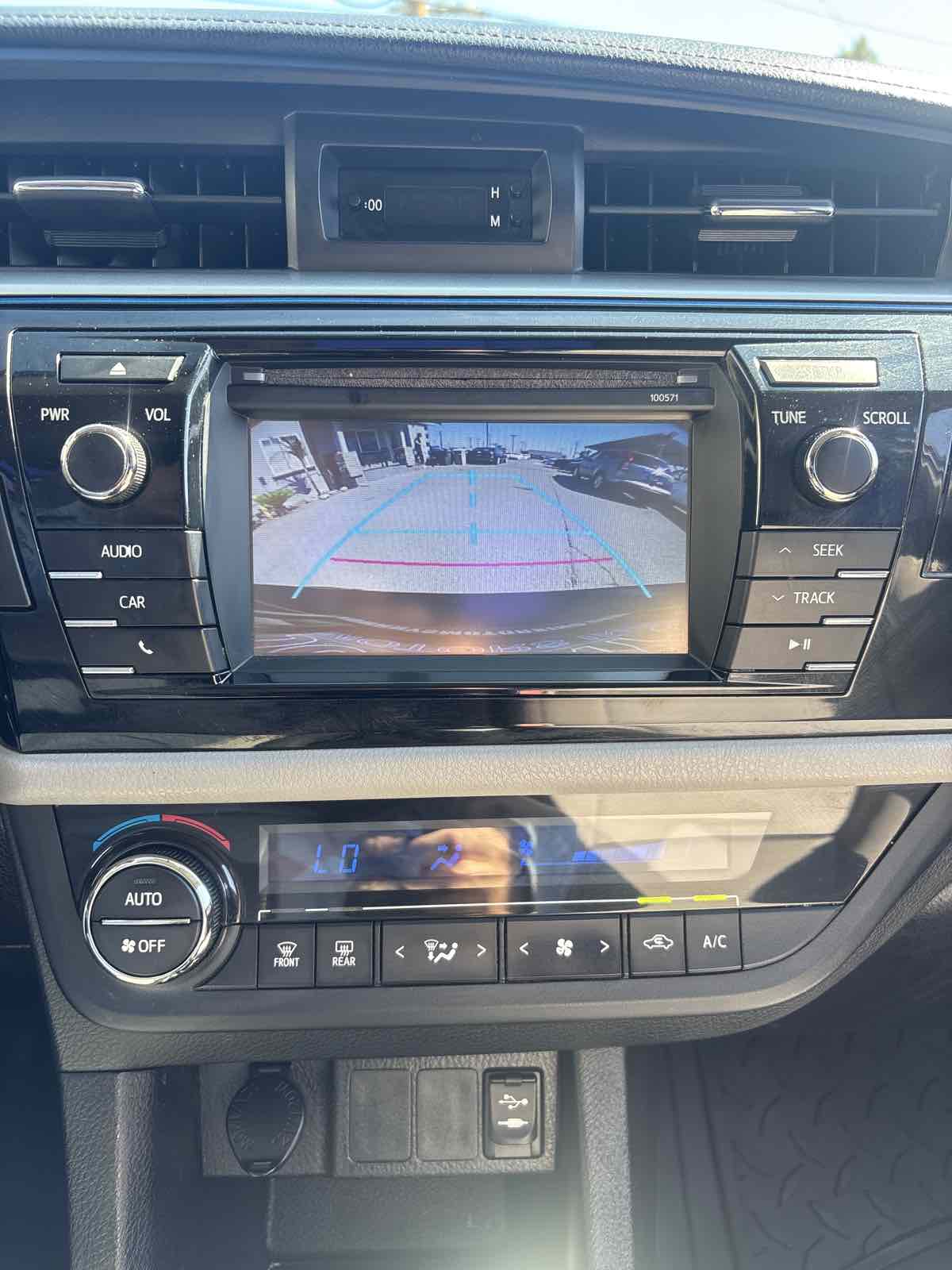Toyota Corolla photo 18