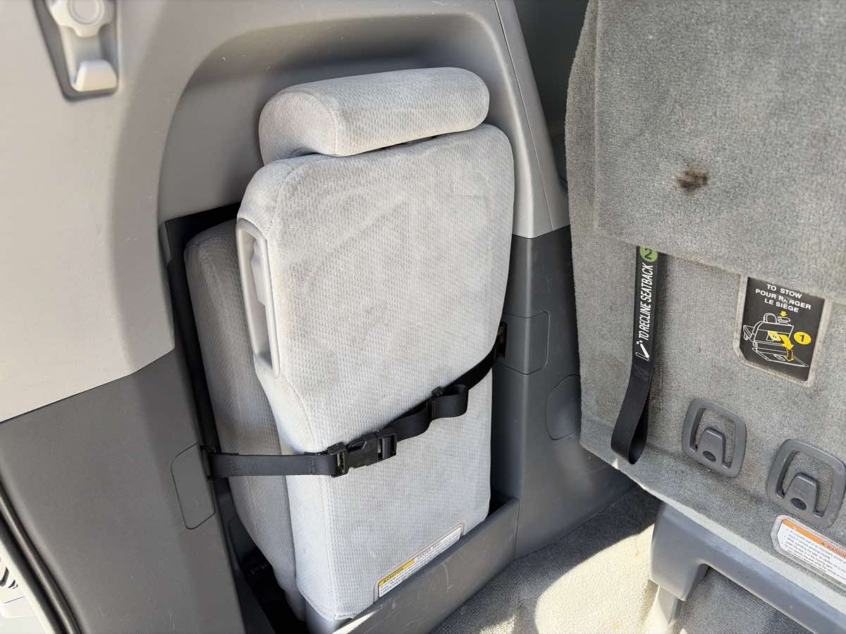 Toyota Sienna photo 16