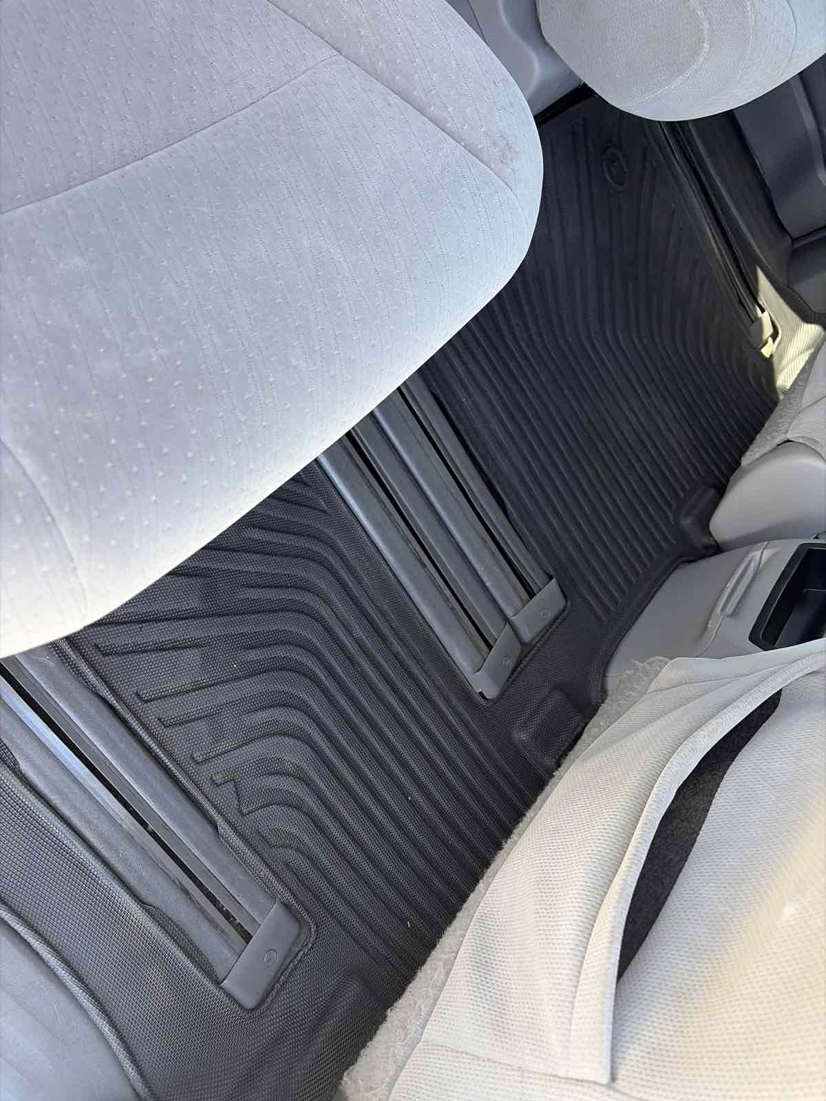 Toyota Sienna photo 21