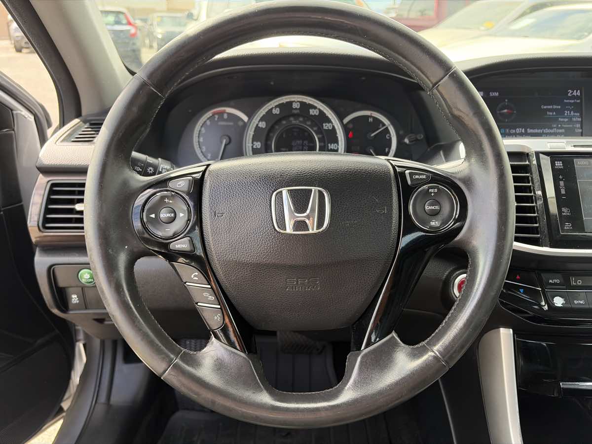 Honda Accord photo 34