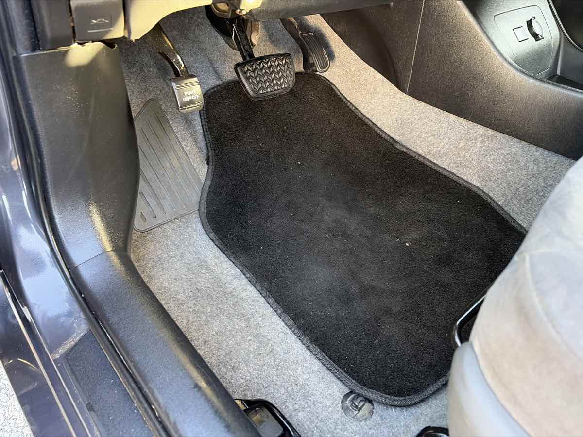 Toyota Prius photo 10