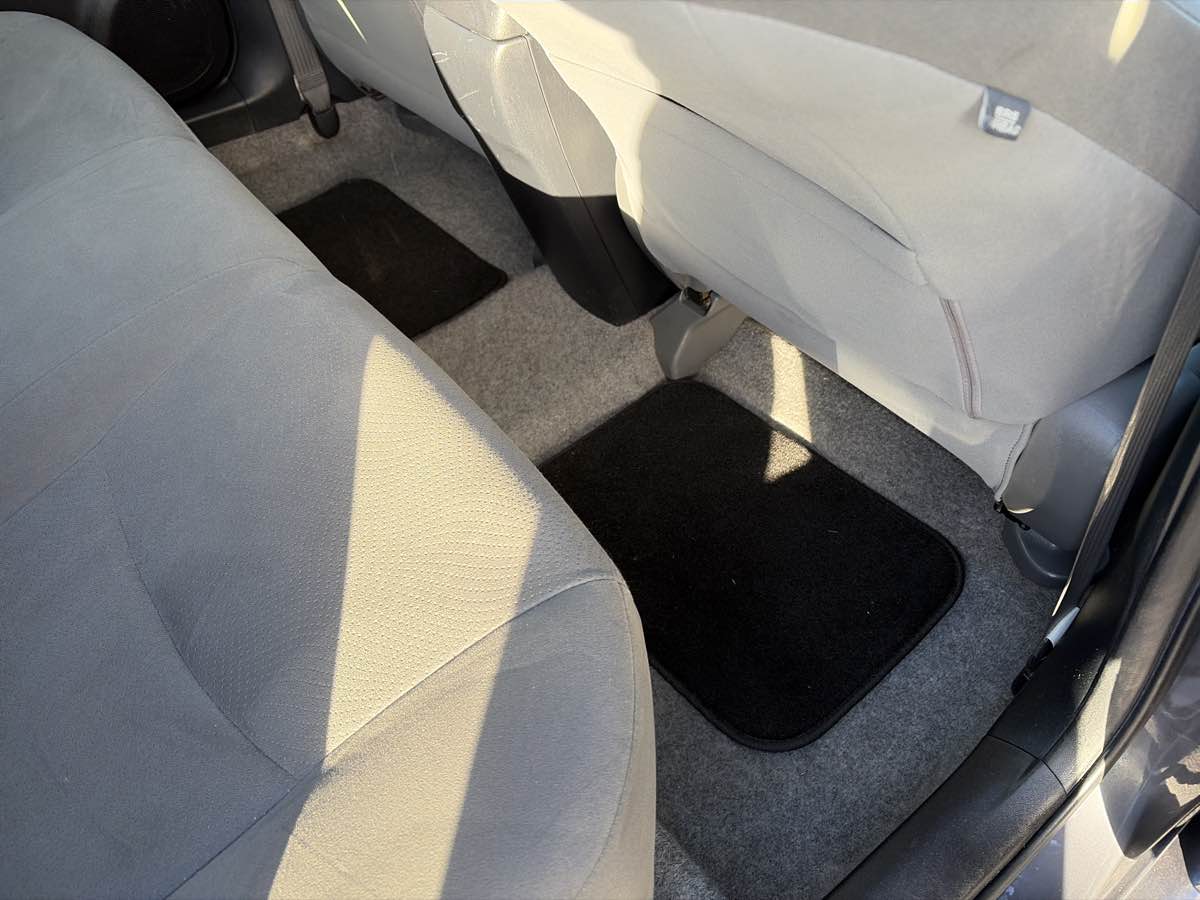 Toyota Prius photo 25